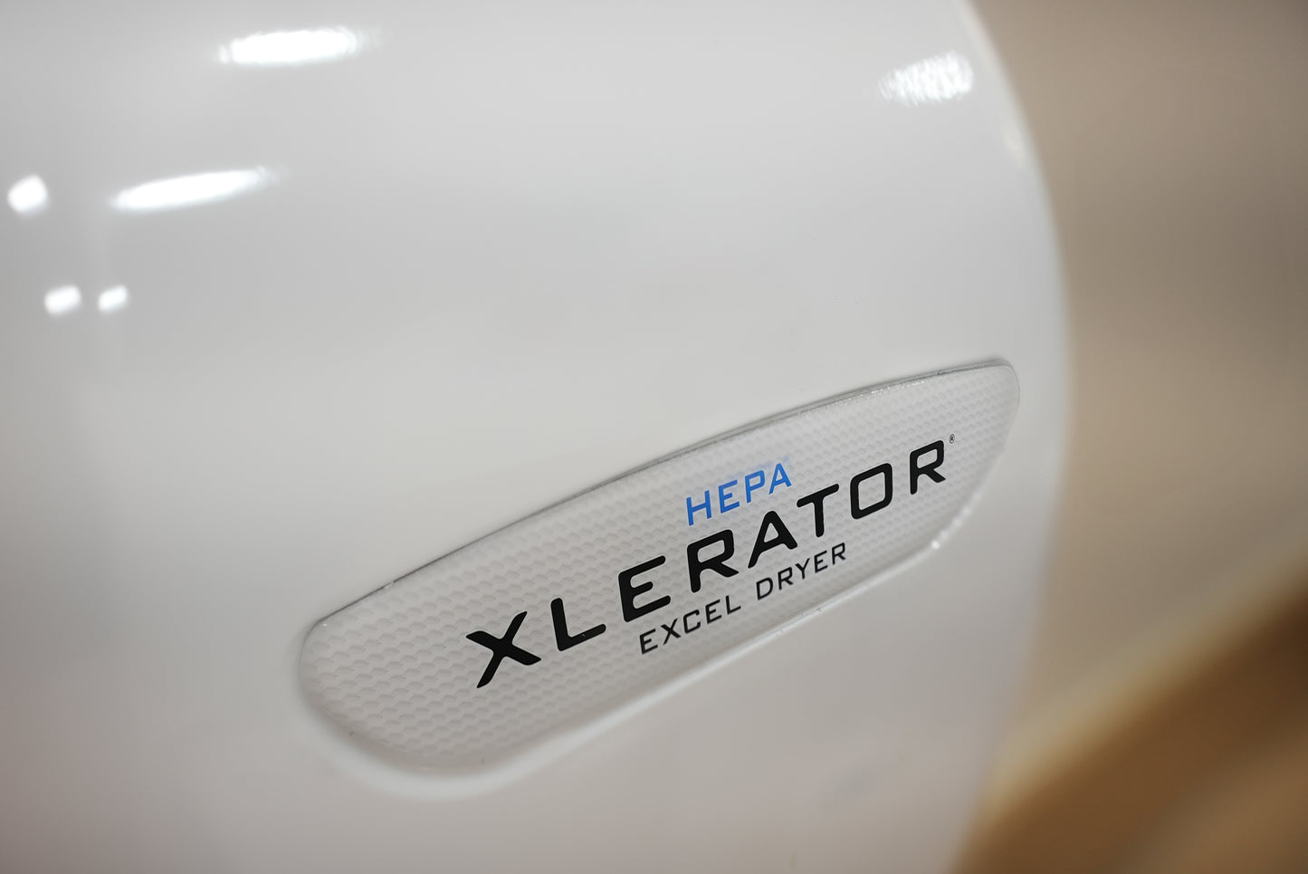 White Close XLERATOR